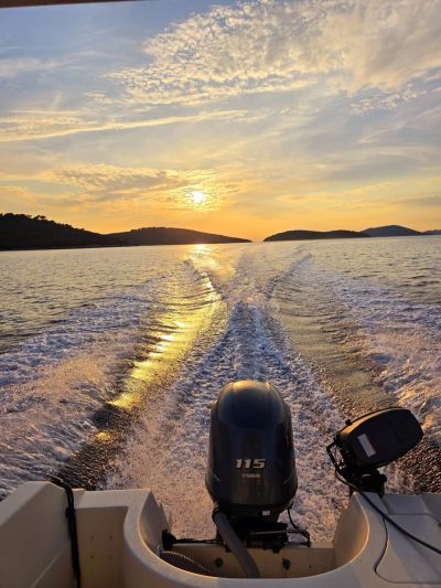 Slika dugi-otok-izlet-brodom-boat-30.jpg 1